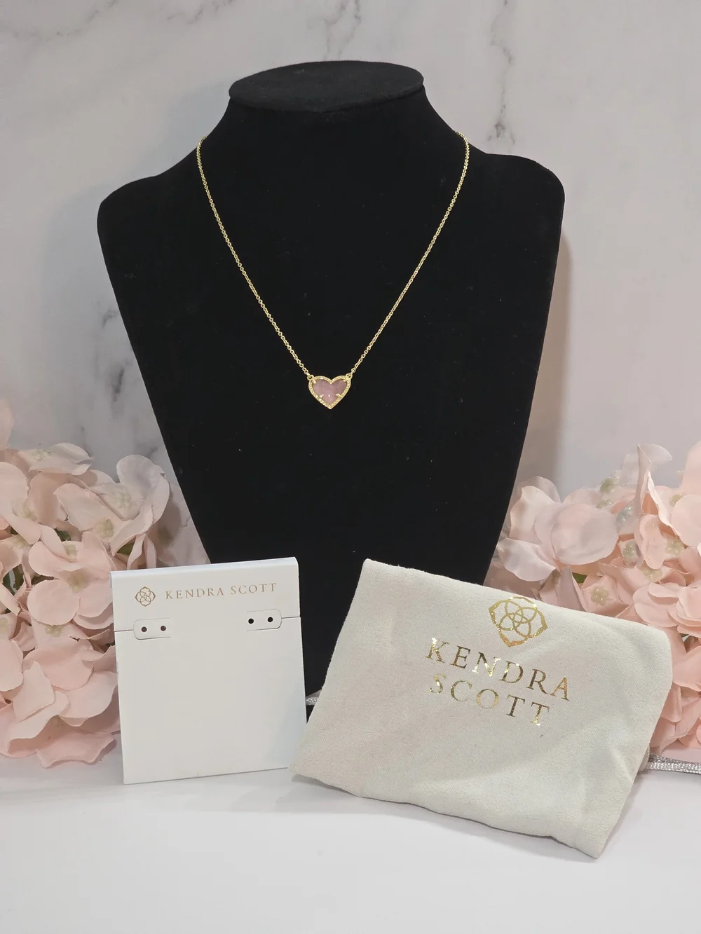 Kendra Scott - Gold Necklace with Pink Rose Quartz Heart Pendant